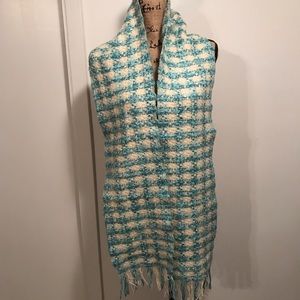 Banana Republic scarf 🧣